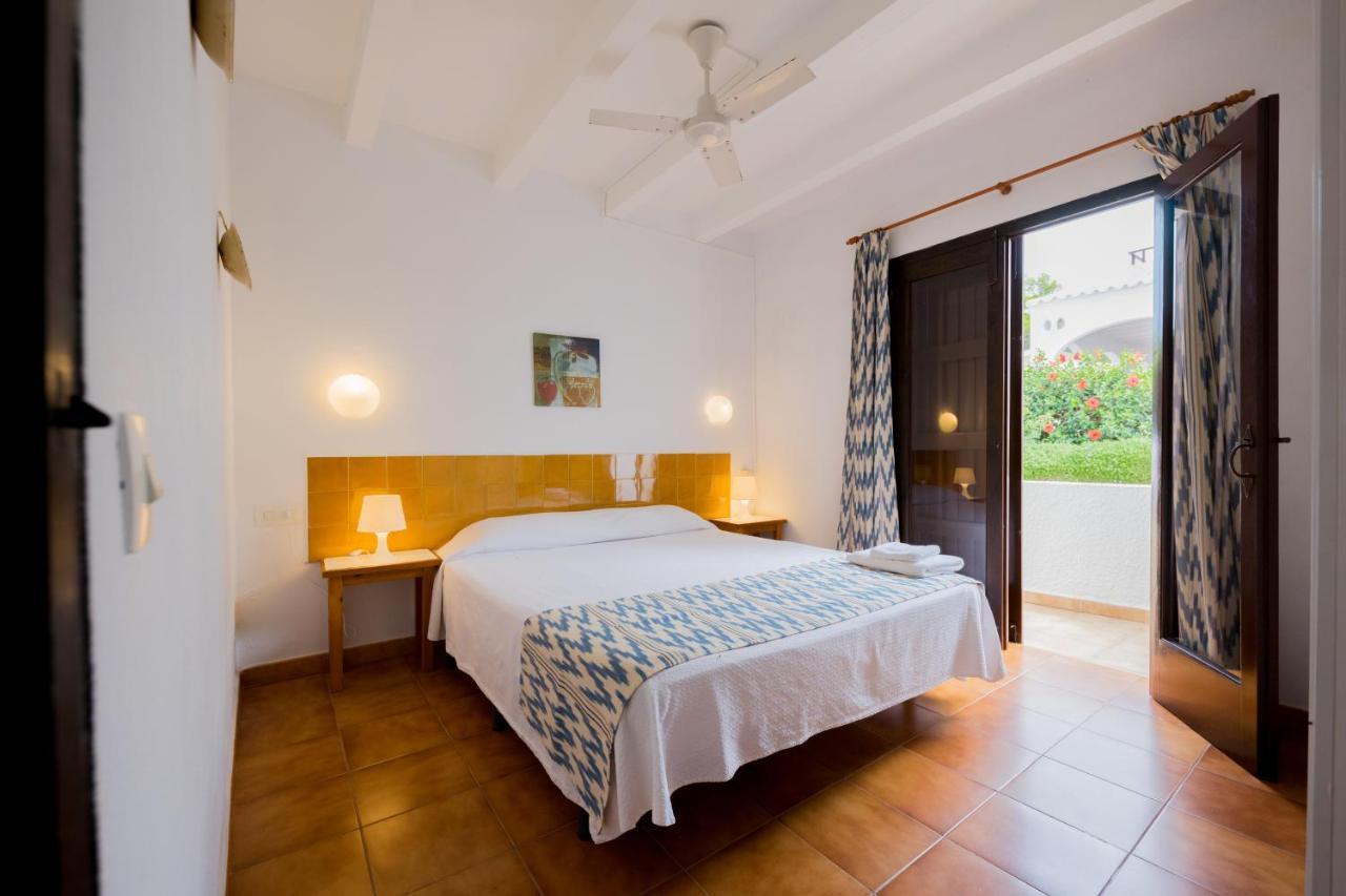 Apartamentos Sa Cala Cala Morell Luaran gambar