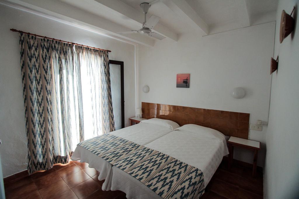 Apartamentos Sa Cala Cala Morell Luaran gambar